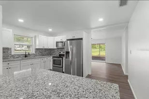 46 Lake Ct Loop, Ocala, FL 34472 - Photo 17