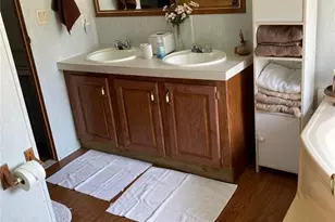 7505 NW 137th Ave, Morriston, FL 32668 - Photo 9