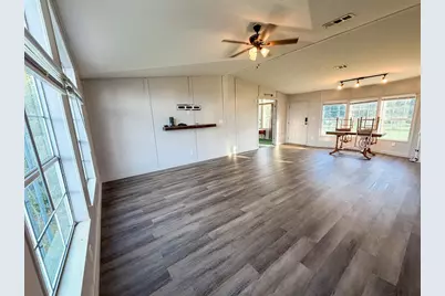 16251 SE 161st Court, Weirsdale, FL 32195 - Photo 13