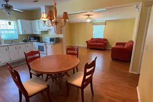 1222 Zapata Pl, Lady Lake, FL 32159 - Photo 7