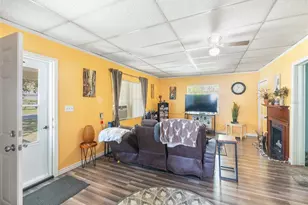 329 SE 2nd St, Williston, FL 32696 - Photo 5