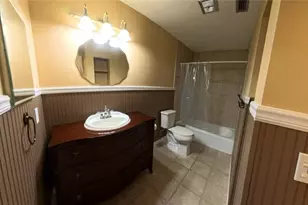 2146 NE 7th St, Ocala, FL 34470 - Photo 15