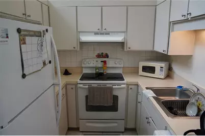 2415 NE 7th Street #8, Ocala, FL 34470 - Photo 9