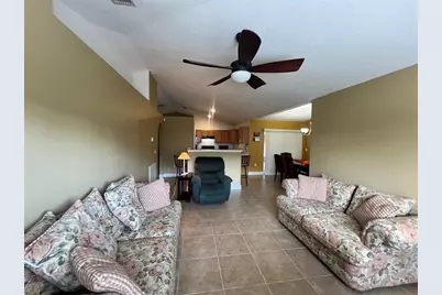 421 NW Helicon Avenue NW, Palm Bay, FL 32907 - Photo 3