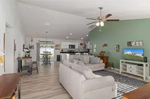 741 W Walkertown Dr, Citrus Springs, FL 34434 - Photo 5