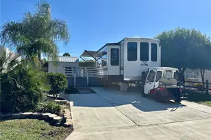 3259 NE 102nd Ave Rd, Silver Springs, FL 34488 - Photo 1