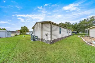 712 Devon Dr, Lady Lake, FL 32159 - Photo 27