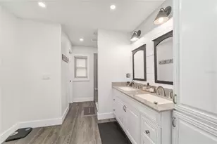 12943 County Rd 245 E, Oxford, FL 34484 - Photo 47