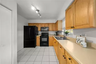 6301 NW 67th Terrace, Ocala, FL 34482 - Photo 11