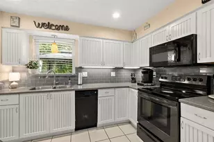 210 Lincoln Ave, New Smyrna Beach, FL 32169 - Photo 15