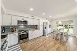 11517 W Sandpiper Ct, Crystal River, FL 34429 - Photo 13