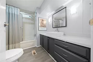 426 NW 5th Rd, Lake Panasoffkee, FL 33538 - Photo 23