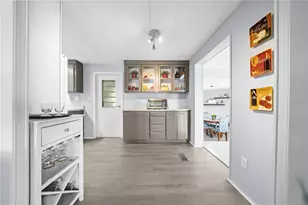 426 NW 5th Rd, Lake Panasoffkee, FL 33538 - Photo 9