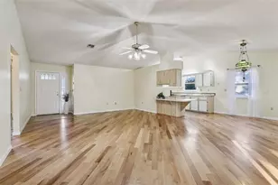 304 Brigadoon Cir, Leesburg, FL 34788 - Photo 9