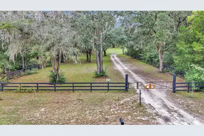 19597 SE 70th Lane, Morriston, FL 32668 - Photo 23