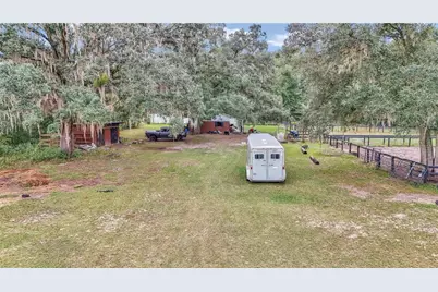 19597 SE 70th Lane, Morriston, FL 32668 - Photo 11