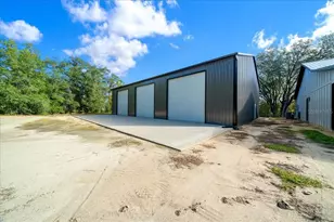 252 Malauka Rd, Ocklawaha, FL 32179 - Photo 11