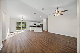 13869 SE 41st Ct, Summerfield, FL 34491 - Photo 9