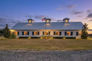 4991 SE 212th Ct, Morriston, FL 32668 - Photo 1