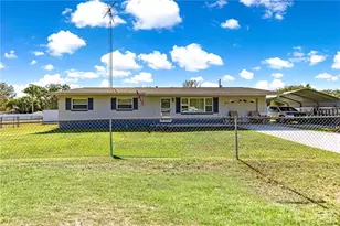 810 NE 44th St, Ocala, FL 34479 - Photo 1