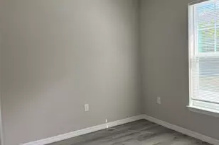 9541 N Travis Dr, Citrus Springs, FL 34434 - Photo 11