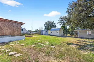 6766 NE 1st Pl, Ocala, FL 34470 - Photo 33