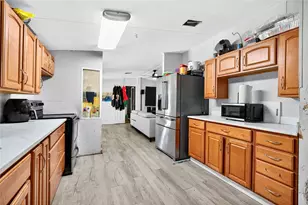 6766 NE 1st Pl, Ocala, FL 34470 - Photo 13