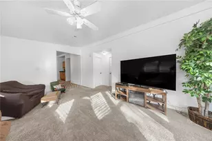 13785 SE 8th Ct, Ocala, FL 34480 - Photo 17