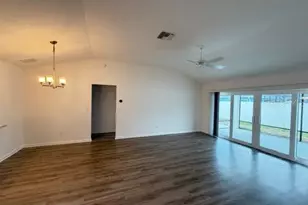 618 Nielsen Pl, The Villages, FL 32163 - Photo 9