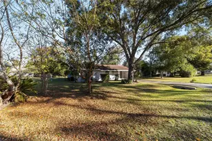 21529 SW Honeysuckle St, Dunnellon, FL 34431 - Photo 3