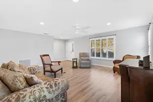 706 Jason Dr, Lady Lake, FL 32159 - Photo 7