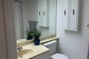 13001 SW 15th Ct, Hollywood, FL 33027 - Photo 5