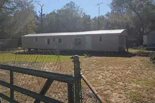 17360 NE 37th Ln, Silver Springs, FL 34488 - Photo 45