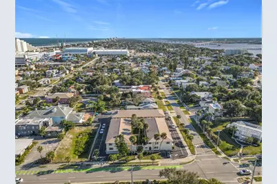 400 Oakridge Boulevard #21, Daytona Beach, FL 32118 - Photo 3