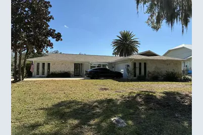 571 NW 14th Place, Crystal River, FL 34428 - Photo 1