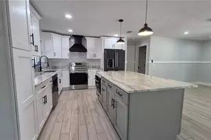 571 NW 14th Pl, Crystal River, FL 34428 - Photo 5