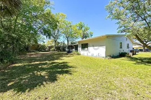 1302 SE 18th Pl, Ocala, FL 34471 - Photo 17