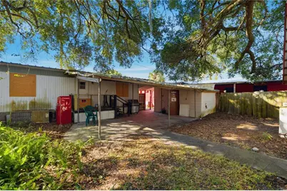 2451 SE Highway 41, Morriston, FL 32668 - Photo 9