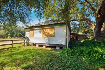 2451 SE Highway 41, Morriston, FL 32668 - Photo 11