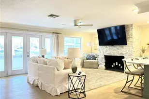 1004 SE 5th Ave, Crystal River, FL 34429 - Photo 5