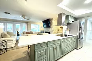 1004 SE 5th Ave, Crystal River, FL 34429 - Photo 13