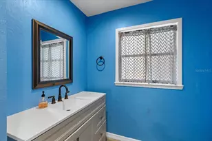 155 S Court St, Bronson, FL 32621 - Photo 43