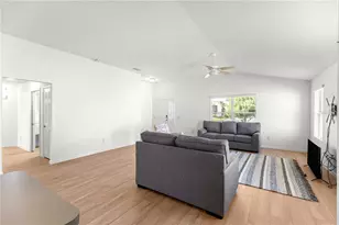 2418 Hopespring Loop, The Villages, FL 32162 - Photo 13