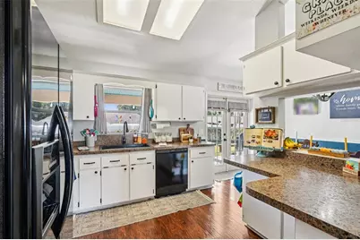 812 Ridge Avenue, Wildwood, FL 34785 - Photo 13