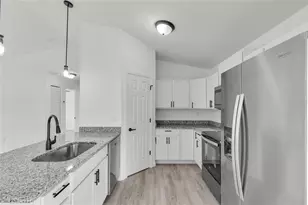 870 NW 69th St, Ocala, FL 34475 - Photo 9