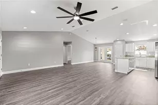 8276 SE 158th St, Summerfield, FL 34491 - Photo 5