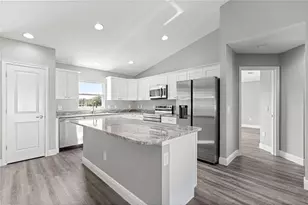 8276 SE 158th St, Summerfield, FL 34491 - Photo 13