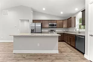 8276 SE 158th St, Summerfield, FL 34491 - Photo 9