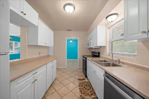 2810 SE Lake Weir Ave, Ocala, FL 34471 - Photo 31