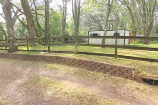 240 SE 165th Court Rd, Silver Springs, FL 34488 - Photo 11